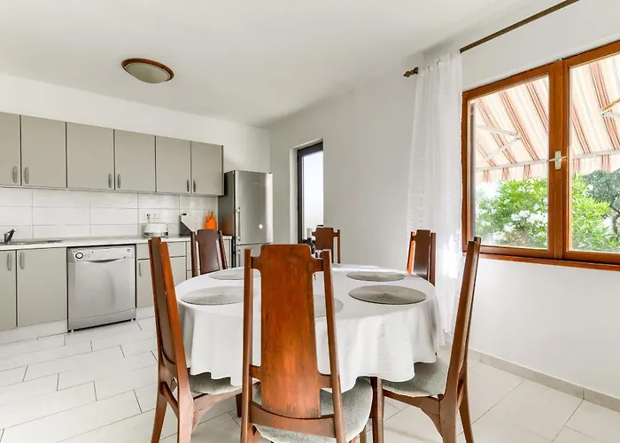 Haus Perkovic Semesterbostad Ražanac